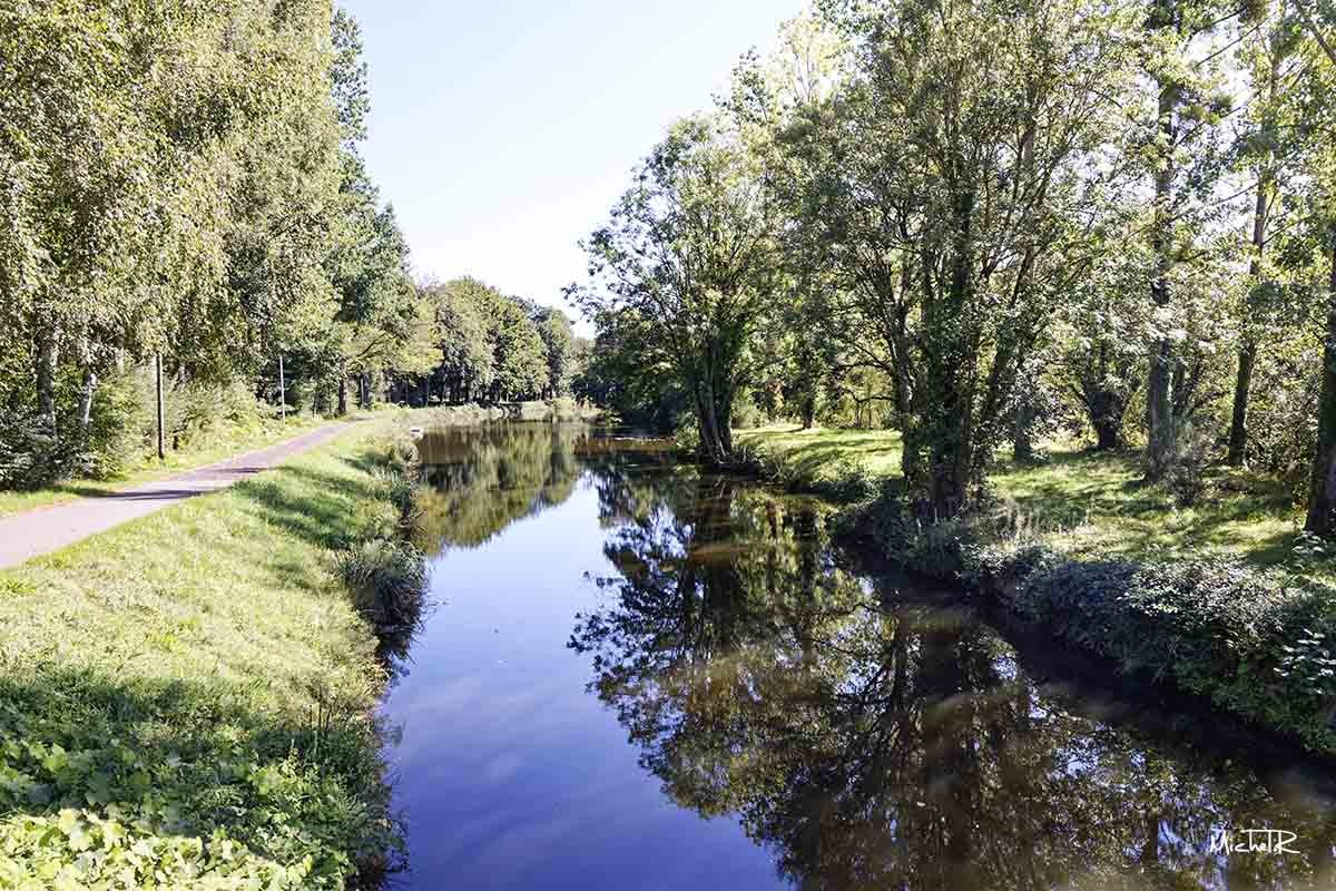 Velo route canal de l oust de nantes a brest